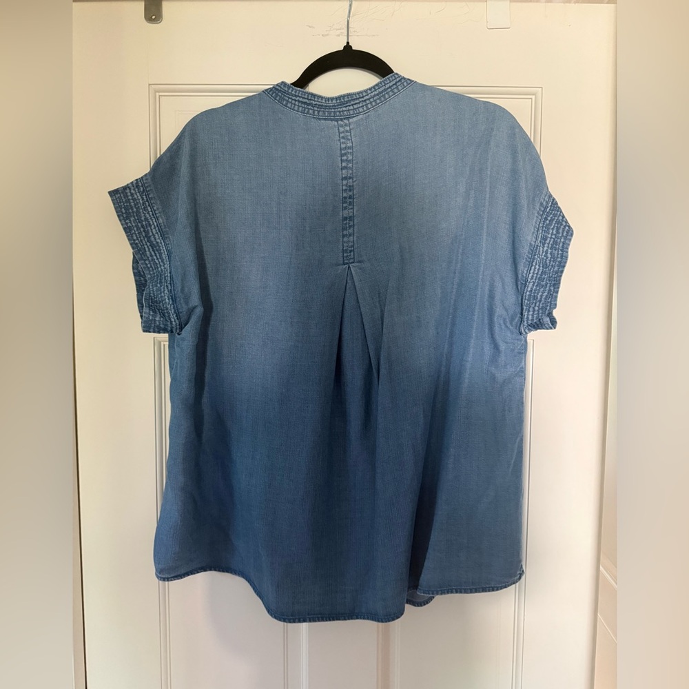 Cloth & Stone Soft Blue Button Down Shirt | Brand new - Picture 5 of 6